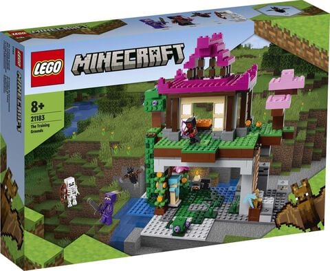 Lego -  Minecraft -  Le Camp D Entrainement